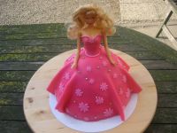 Prijs barbie/prinsessentaart met standaardvulling: